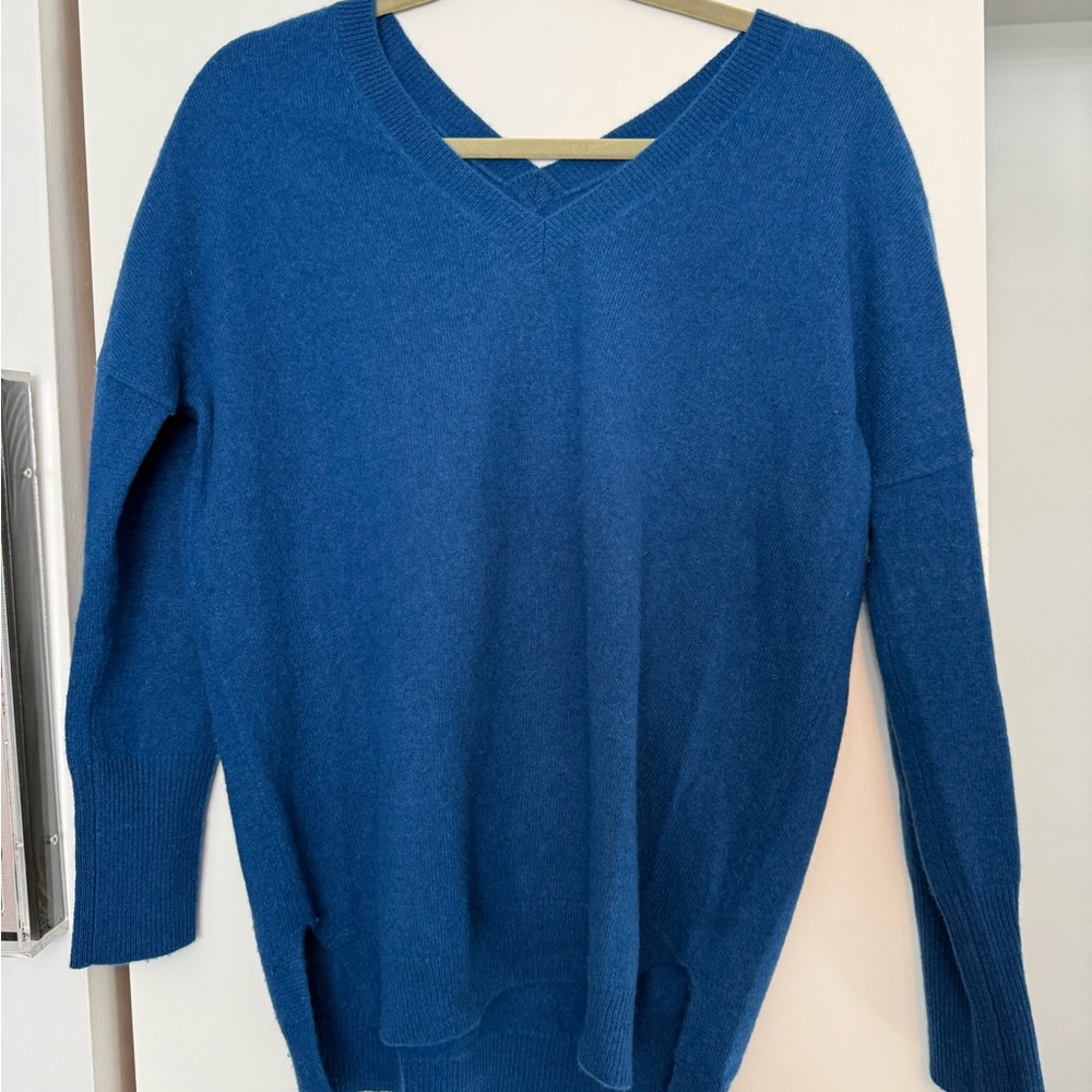 Max Studio Cashmere Sweater